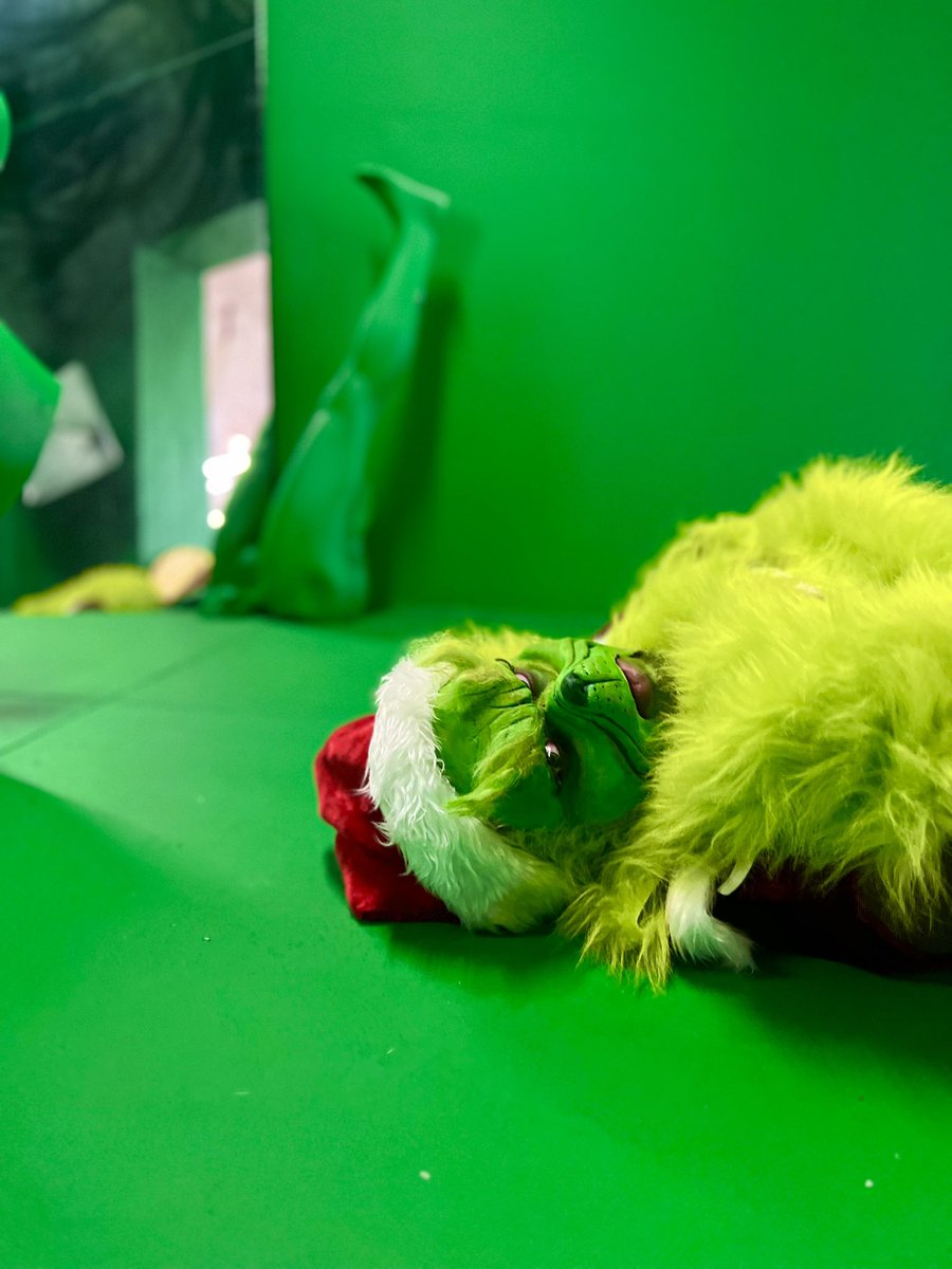 CopeSayWhaaa's tweet photo. Hate, hate, hate. Double hate. Loathe entirely. 

#MerryGrinchmas https://t.co/jt8ABLlapp
