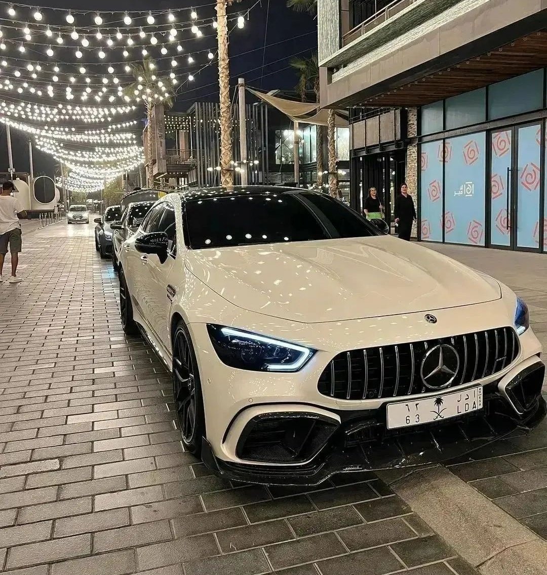 WorldWideCarsTM's tweet photo. Mercedes-AMG GT63 💫 https://t.co/zlbed5OW7A
