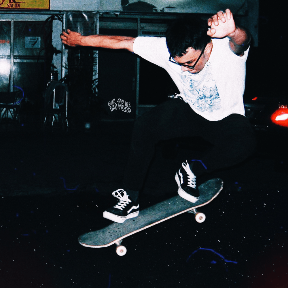 🧎🏽 tweet media