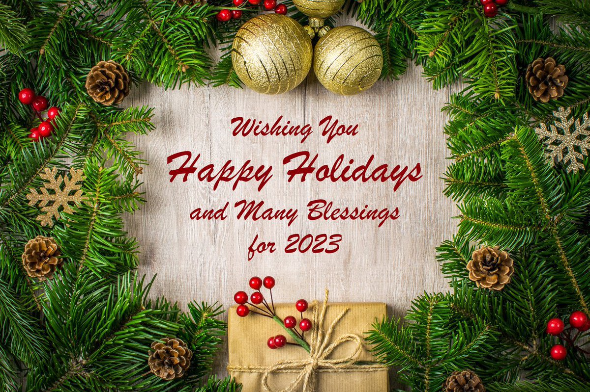Wishing you and your loved ones a wonderful holiday season and many blessings for 2023! We look forward to seeing you in the new year.

- The Ocean Azul Team