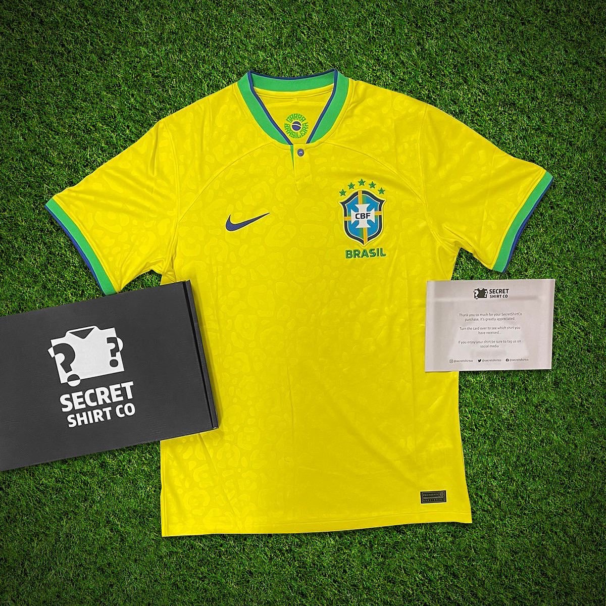 secretshirtco's tweet image. Secret Shirt Co Christmas giveaway. 6/12. 

To enter 👇

🔄 Retweet this tweet
🤝 Follow us

Winner will be announced at 6.30PM, Good luck! 🎄