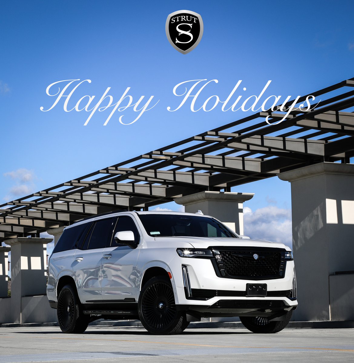 STRUT__LIFE's tweet image. The STRUT Team wishes you a safe and a happy holiday season!  ☃️ 🎁

If your interested in elevating your own sleigh visit our website to browse our collections 😏

#STRUT #STRUTGRILLE #strutlifellc #STRUTCOLECTIONS