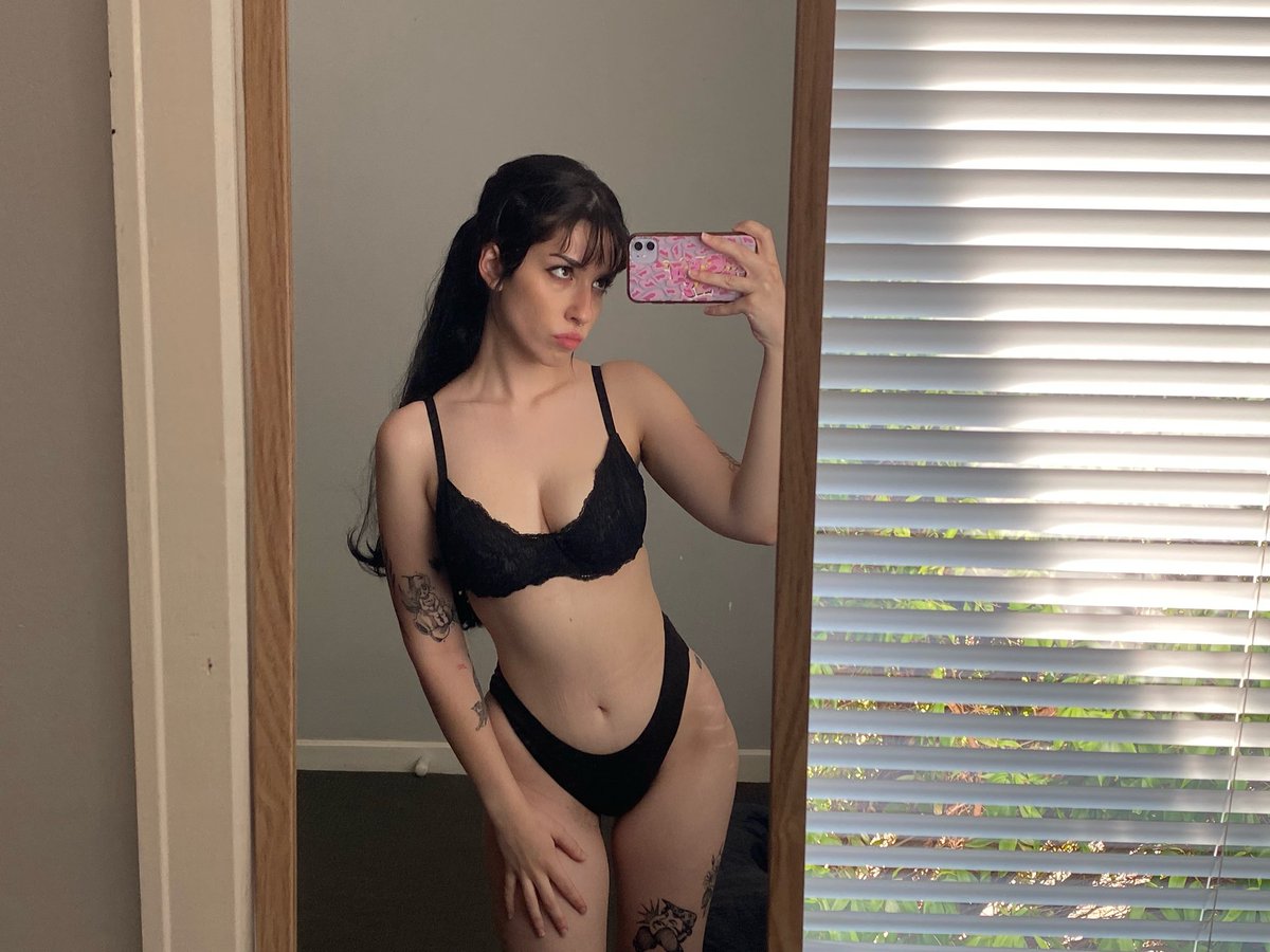 Content from d0p3yang3l