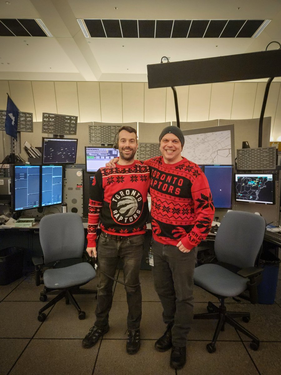 StanKlasz's tweet image. Merry Christmas! Toronto ATC representing @Raptors on Christmas Day!