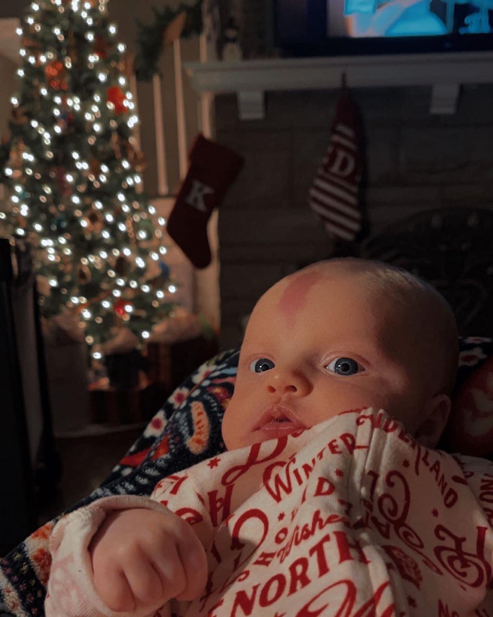 em_stamperr's tweet photo. Merry Christmas from Delta🤍 https://t.co/cEhzbOgCG5