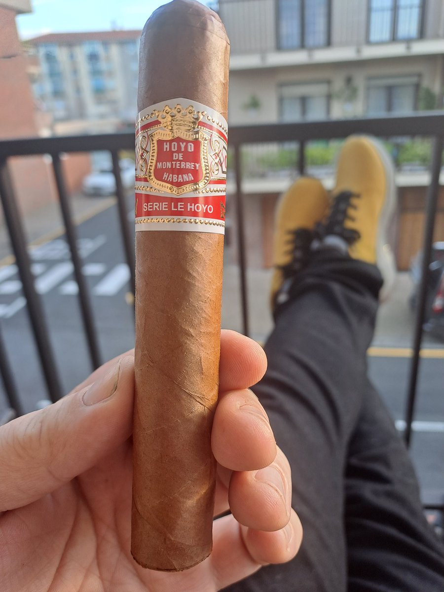 UrkoBR's tweet photo. Muy bien el postre!

Hoyo de Monterrey Hoyo de Río Seco. https://t.co/Bthgv9qaQj