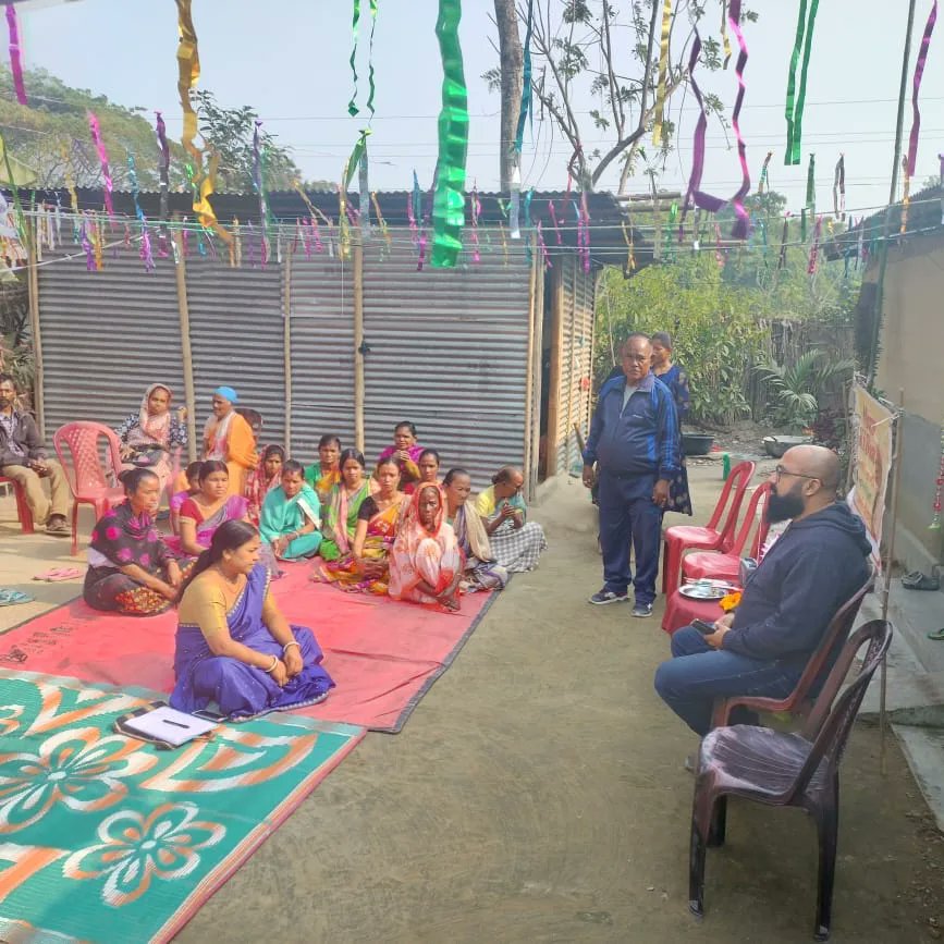 mriganka_dr's tweet photo. #maankibaat & #susasandivas ..tribute to Bharatratna #atalbiharivajpayee ji..at Dimakuchi Mandal #paneri LAC ,#udalguri dist today .It was indeed an experience to interact with the locals @Bhabesh_KalitaR @PhanindranathS3 @BiswajitDaimar5 @BJP4NALBARI @BJP4Assam @BJP4India https://t.co/yFlFWh0bnW