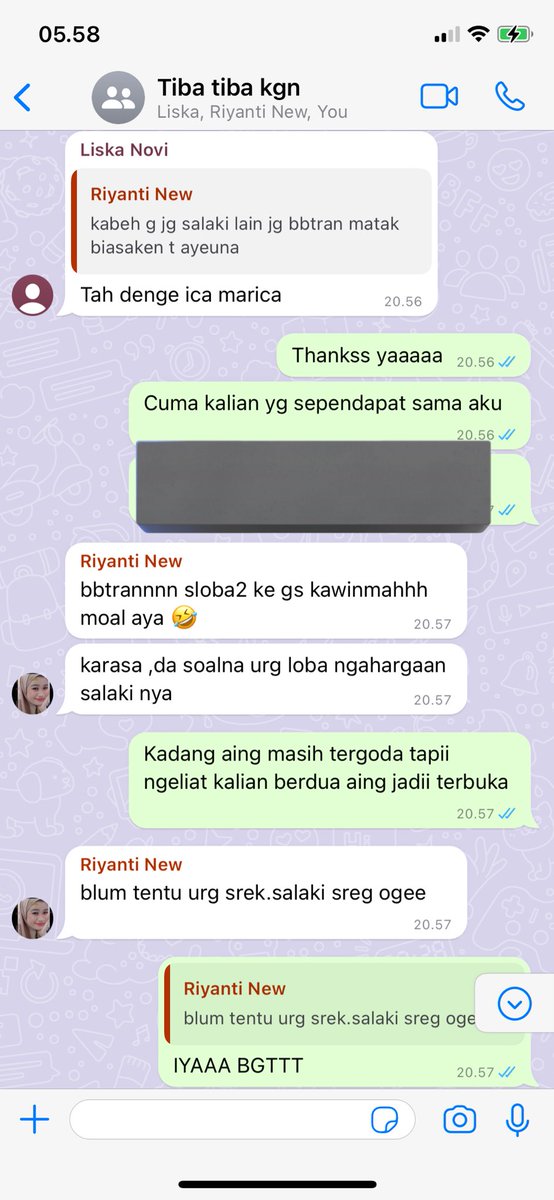 ArrisaaR's tweet photo. Diceramahin sama suhu suhu 😭🤣🤣🤣 triple date pokoknyaaa nanti aku ngasuh cece sama zain 🤍🥰 https://t.co/tlR0mO6ERv