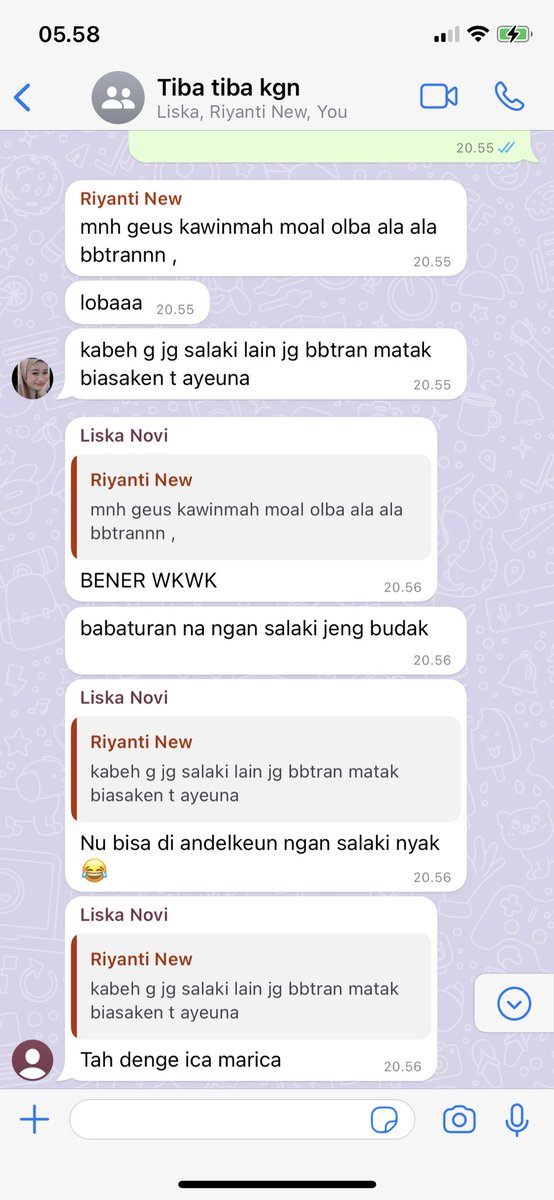 ArrisaaR's tweet photo. Diceramahin sama suhu suhu 😭🤣🤣🤣 triple date pokoknyaaa nanti aku ngasuh cece sama zain 🤍🥰 https://t.co/tlR0mO6ERv