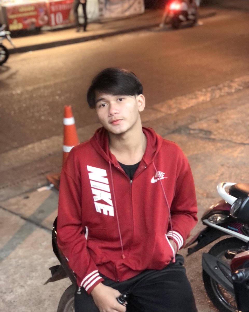 Beer_Beerrr's tweet photo. IG:beer_0349🤭 #อุดร https://t.co/VdU8GIQw5M