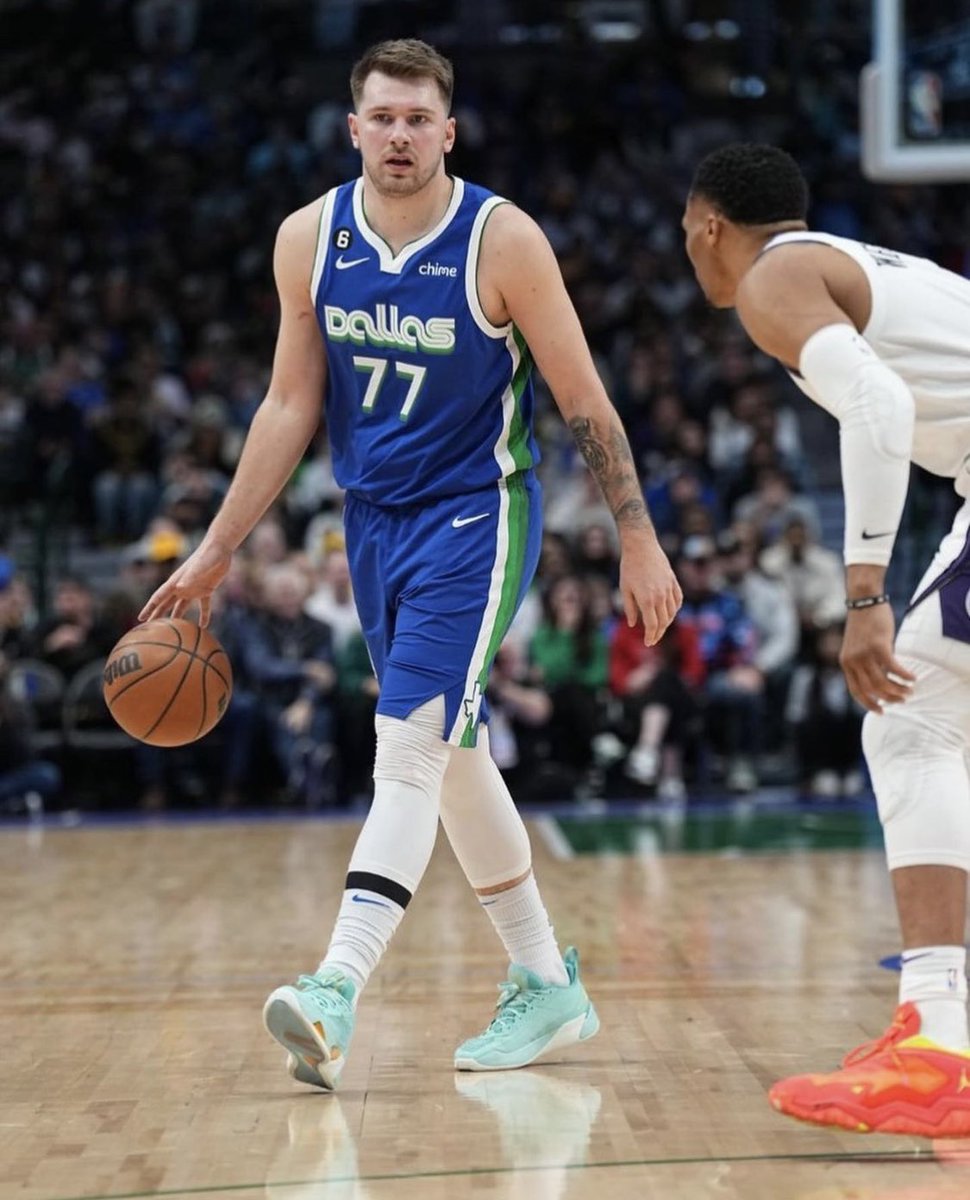 Christmas Day HEAT 🔥 In Luka Dončić's first Christmas Day game in