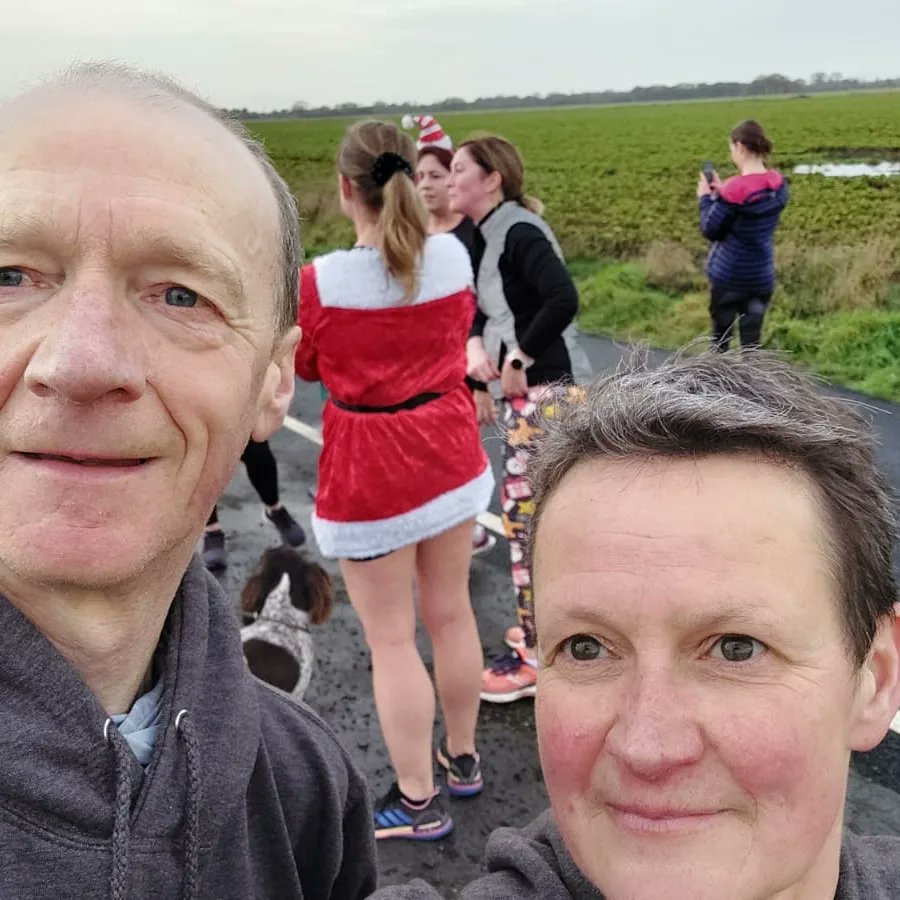 FindTime4Xrcise's tweet photo. 2 #parkruns in 2 days. Xmas treat. Xmas Eve at Normanby Hall & Xmas Day at Selby, surely the flattest #parkrun in the country.
Recorded my fastest time in over 15 months today. Happy with that.
#ukrunchat
#RegularExercise
#XmasRun
#FindTimeForExercise https://t.co/mELUdaRj99