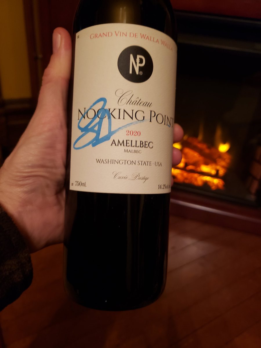 My wife got me a bottle of <a href="/nockingpoint/">Nocking Point Wines</a> signed by my favorite celebrity ever, @StephenAmell.  Thanks, <a href="/Stachia/">Stacy</a>. Pretty good Christmas here.