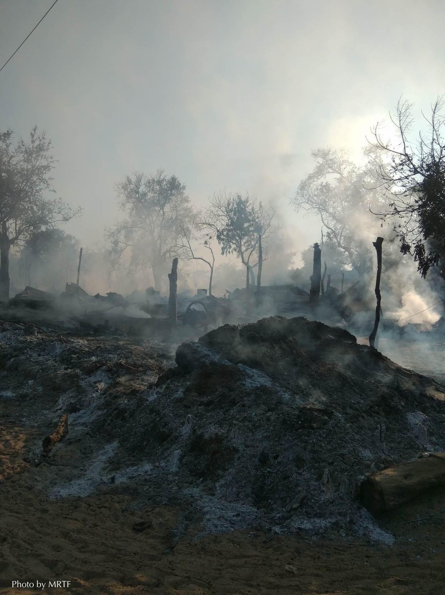 LarKyin's tweet photo. Real lives of people from Myanmar...

The Myanmar military sets fires to the homes, buildings, and churches of the people of Myanmar! https://t.co/m6fgyMBXzW