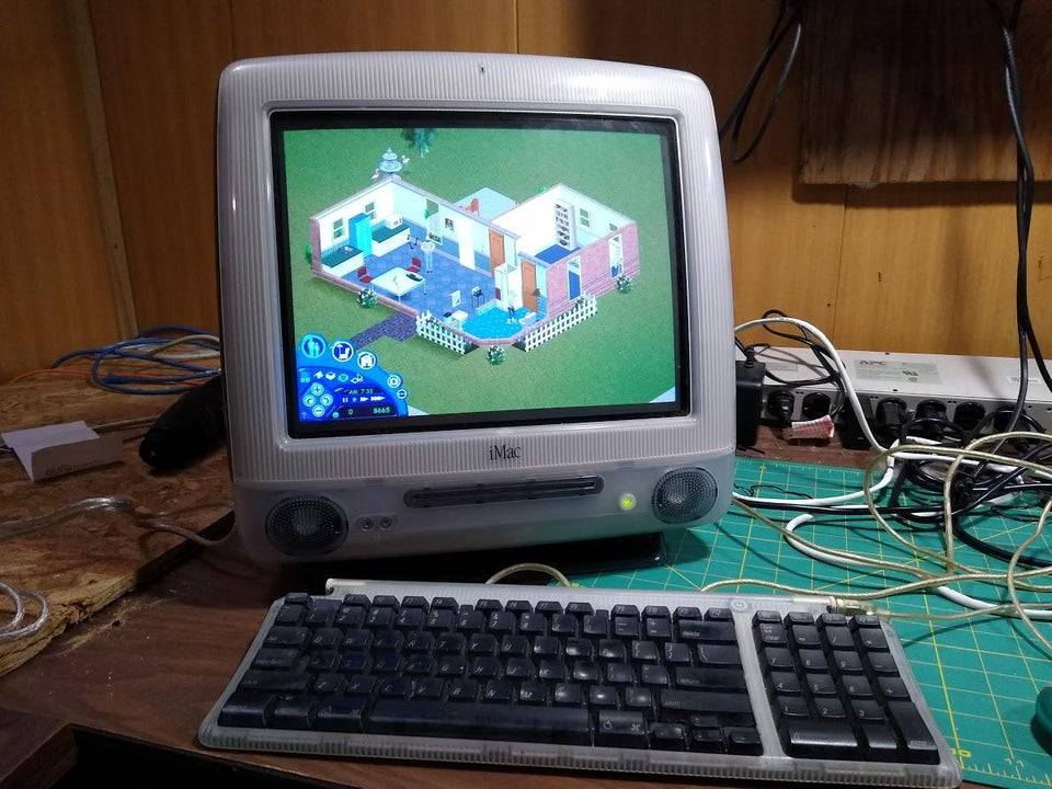 Stop all the downloading. (@compaesthetics) on Twitter photo 