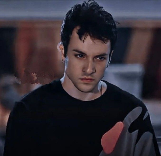 Çağrı Koçak'a senden başka kimse güzel can veremezdi iyi ki sen be Haktan iyi kii..
#HaktanZavlak / #tozluyakaelveda