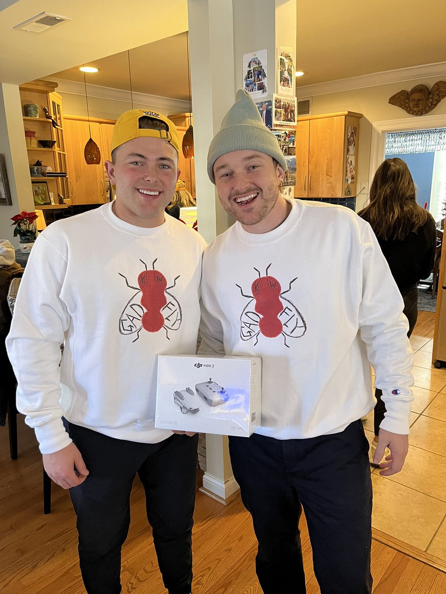 Kirkwood_Gadfly's tweet photo. Merry Christmas Kirkwood! We have the best Social Chair in the wide wide world of blogging. Big things coming! https://t.co/23mIDKAcat