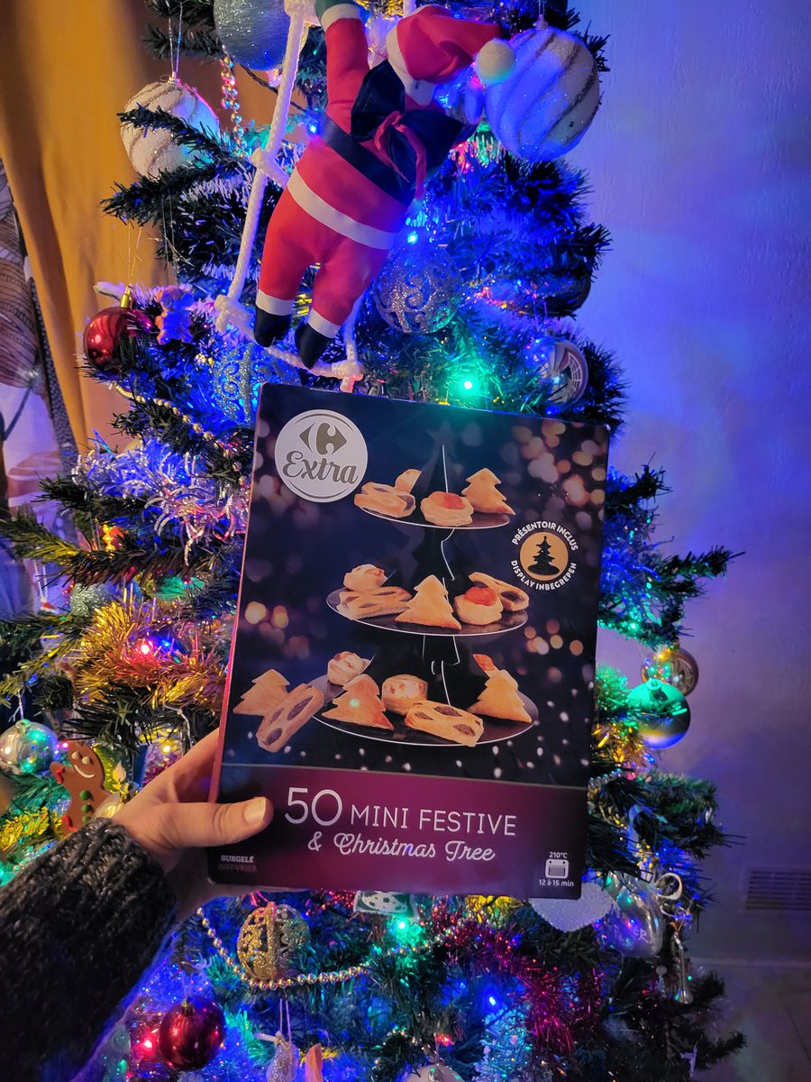 kate_l66's tweet photo. Je participe à la campagne Christmas tree carrefour 

Je vais testé ces jolie petit feuilletée de noel 🎄

#UnNoelEXTRAàprixORDINAIRE https://t.co/iaQAHjxwo5