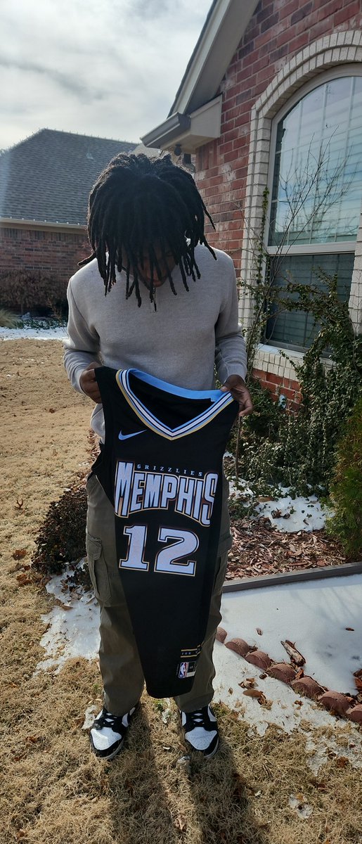 Rev_GaryRussell's tweet photo. @memgrizz @JaMorant https://t.co/OgqcjEpkhJ