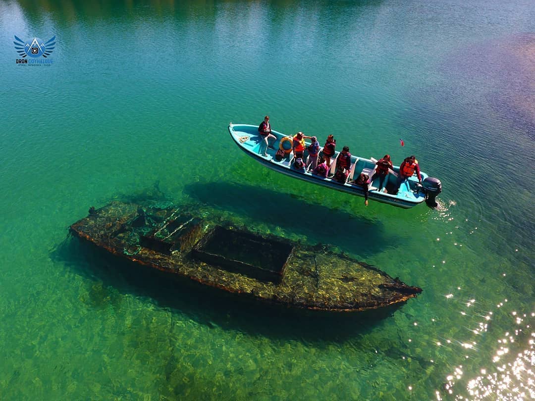ca_austral's tweet photo. La aventura de #CarreteraAustral te puede llevar a lugares llenos de misterio ¡Mira esta imagen del Lago General Carrera!
📸 @dron_coyhaique
•
ℹ https://t.co/cvEDTyD7Oo
•
#Chile #surdechile #patagonia #vacaciones #lagogeneralcarrera #chelenko #capillasdemarmol #aysen https://t.co/gP1MBZEjxj