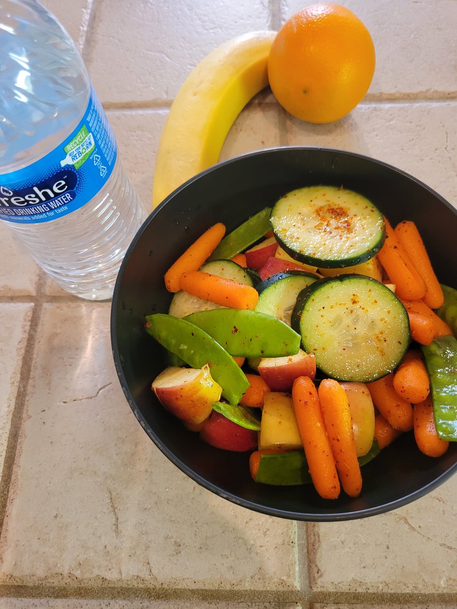 luxurytax8's tweet photo. #43poundsdown Don’t let the holidays catch you SLIPPIN. Stay on track eat clean and enjoy the holidays.
#portioncontrolledmeals
Blessed to have breakfast on the table this morning. #merrychristmas2022
REMEMBER WEIGHT IS EASY TO PUT ON, IT'S A JOB TO GET IT OFF. https://t.co/QgZoSf2ycX