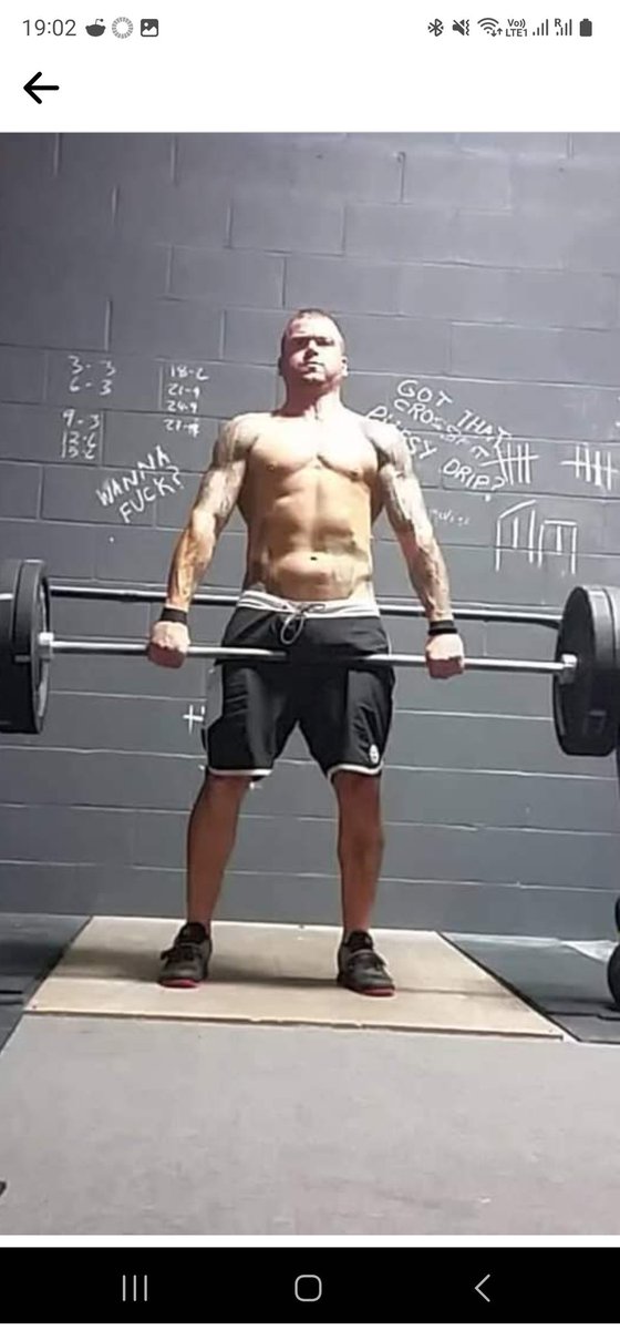 vikingnpixie's tweet photo. Lift heavy or die trying https://t.co/opFZumPsZa