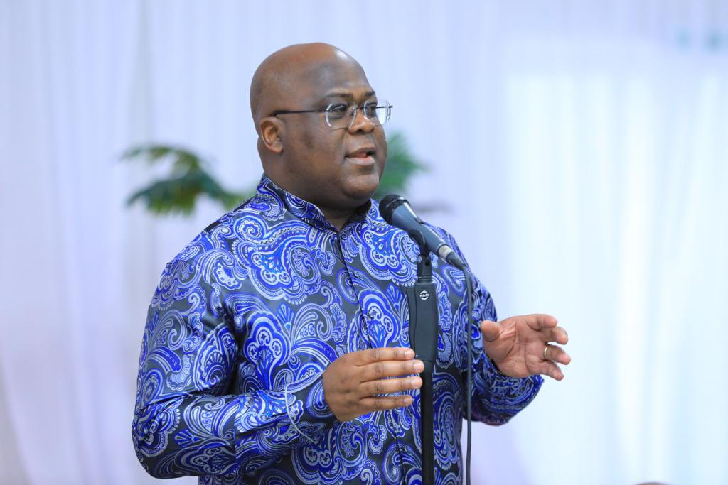 Presidence_RDC's tweet photo. #RDC 25.12.2022|#CitéUA
Le Chef de l'État, Félix-Antoine Tshisekedi Tshilombo a offert, cet après-midi, au chapiteau de la Cité de l'Union Africaine, un dîner de #Noel aux épouses des militaires Congolais engagés au front. https://t.co/FRBpIQXGah