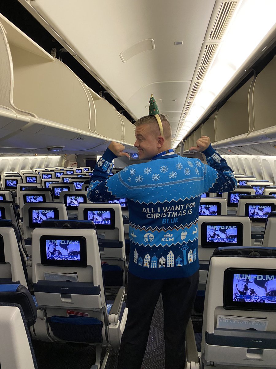 Zalig Kerstmis allemaal! Ik had vandaag op Eerste Kerstdag een geweldige Kerstvlucht naar Paramaribo 🤩🇸🇷🎄🎅🏻💙