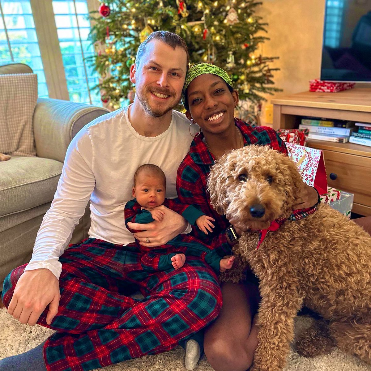 Merry Christmas to all, and to all a good night with stretches of uninterrupted sleep lasting longer than 2 hours