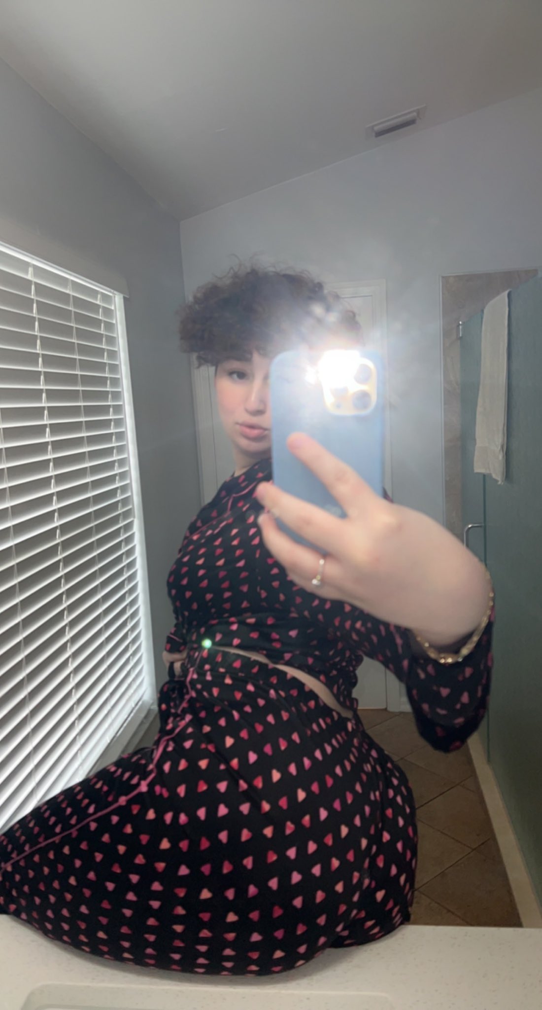 Amanduh 🦋 on X: Mirror selfie so cute 😍 bigbooty booty thick femboy  fem thickfemboy body thickie t.co4XSh06JFK2  X