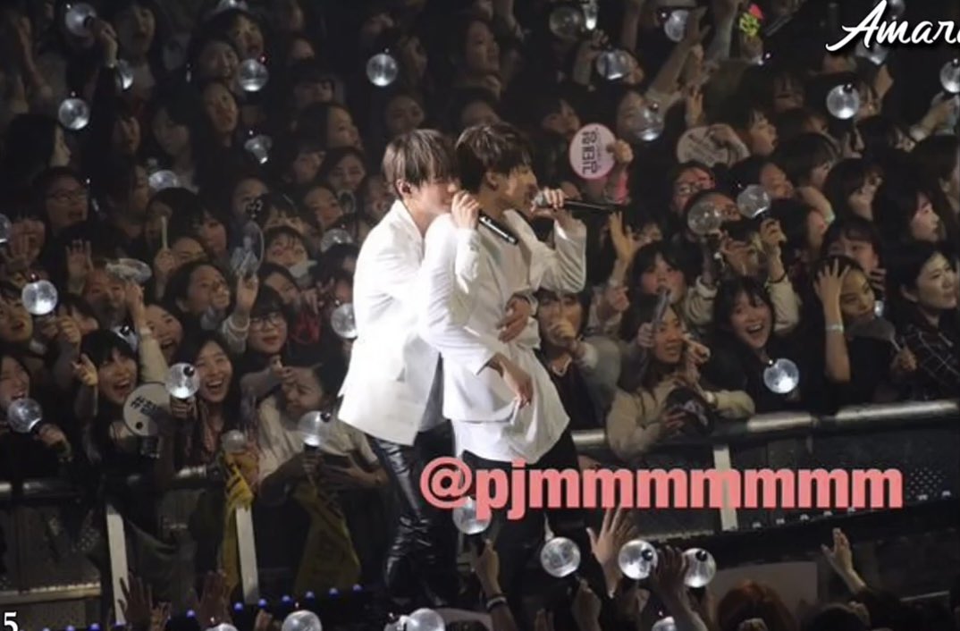 ForLyfrss's tweet photo. just gonna leave this here 🤏🤍🤍🤍🤍
#Taekook foe lyfersssss
y’all 😫🤌 them >>>>>> 

#taekook #taekooknsfw #BTS #forever #kookv #Jungkook #TaehyungDay #TAEHYUNG #vkook #BTSARMY #BTSJUNGKOOK https://t.co/fgkliwEnNb