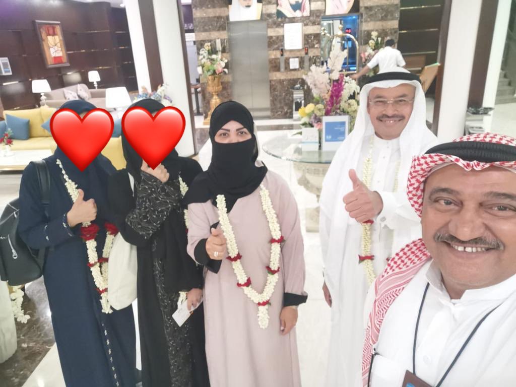 Rmm408's tweet photo. تشرفت بزيارة رجل الاعمال احمد بن قادر لرحلة جيزان 🌹🌹 https://t.co/8o1dsLSAIo