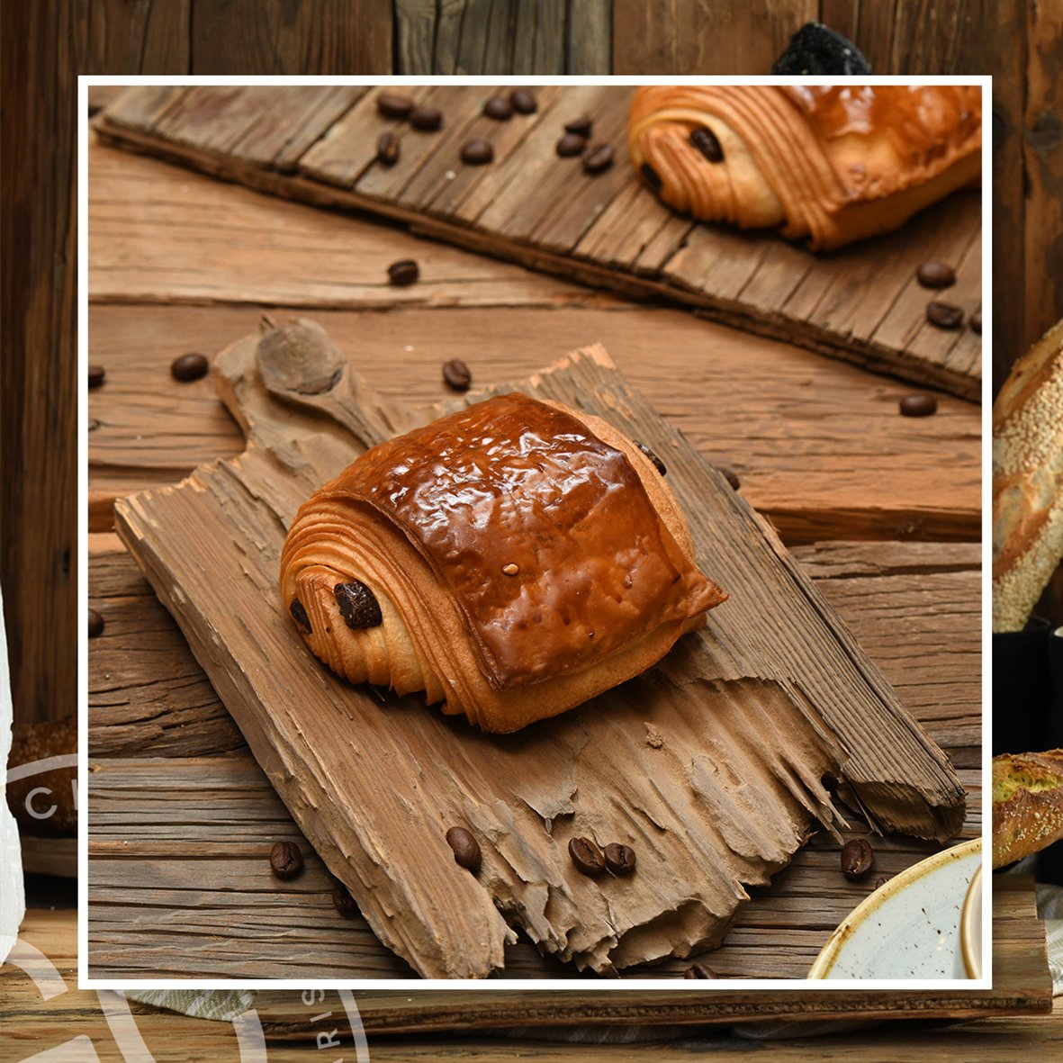 gcksa's tweet photo. ايش تختار ؟ كرواسون السادة ولا مع شوكولاتة ؟ 😋🥐

#مخبوزات #النصر_الهلال #croissant https://t.co/zfPJR7CGSf