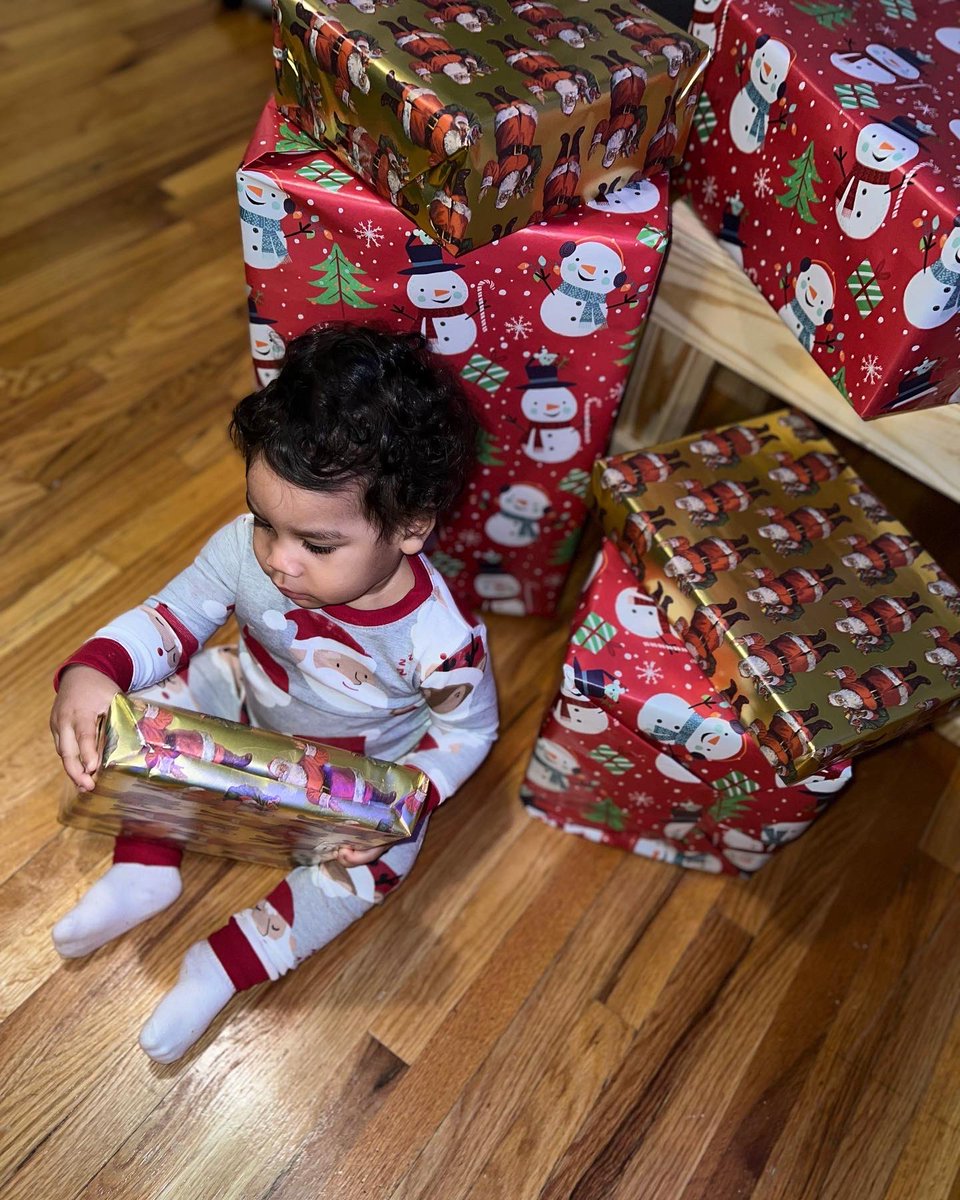 Maciel0223's tweet photo. Santo Claus 🎅🏽 🎄es el mejor https://t.co/fyxFUrgTl4