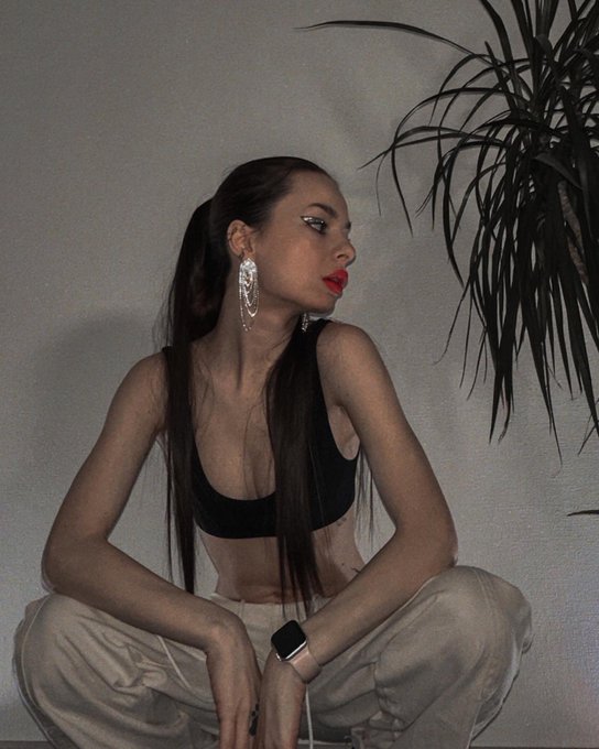 Ми https://t.co/l6oz4eSP5s<a href="/tag/%D1%82%D0%B5%D1%80%D0%BE%D0%BD%D0%BB%D1%96%D1%84%D0%B0%D0%BD%D1%81"class="tags"><span>#теронліфанс</span></a>