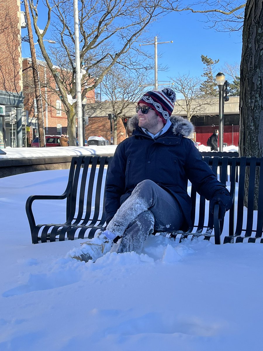 amarkowitzWX's tweet photo. Quote this tweet with your favorite weather and nature pics of 2022. I’ll start:

Winter: Somerville, MA
Spring: Castine, ME
Summer: Mount Cardigan, NH
Fall: Rocky Mountain National Park, CO https://t.co/fddYOaf5XR