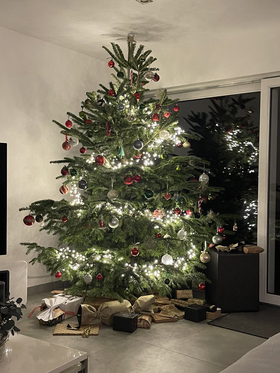 Merry Christmas! Enjoy time with family and friends 🎄🥳