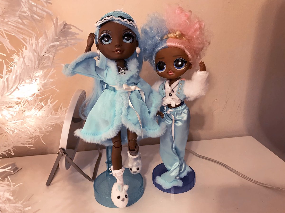 luonyx's tweet photo. robin and sweets restyle 🦋💙 #omgdoll #rainbowhigh #lolsurprise https://t.co/PPcwceN3V1