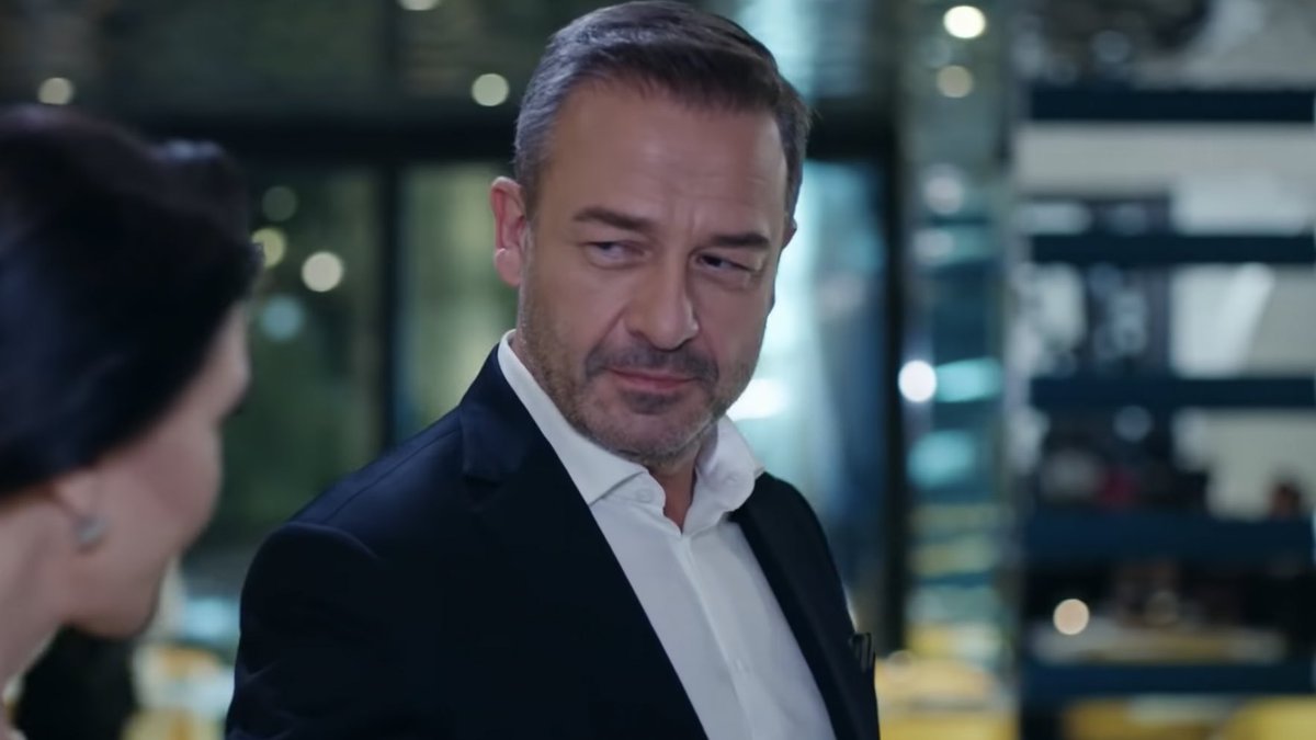 collieneftah's tweet photo. Ender ve Dogan’in en sevdigim sahnesi. Her izledigimde cok etkileniyorum. Dogan Ender’i zerre hak etmiyor ama cok yakisiyorlar 💘
#YasakElma #EnDog https://t.co/1XJQCg6G23