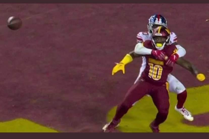 Hunter_Johnson0's tweet photo. @sethjoyner @NFL I'm with you https://t.co/gnYP3FOaaO