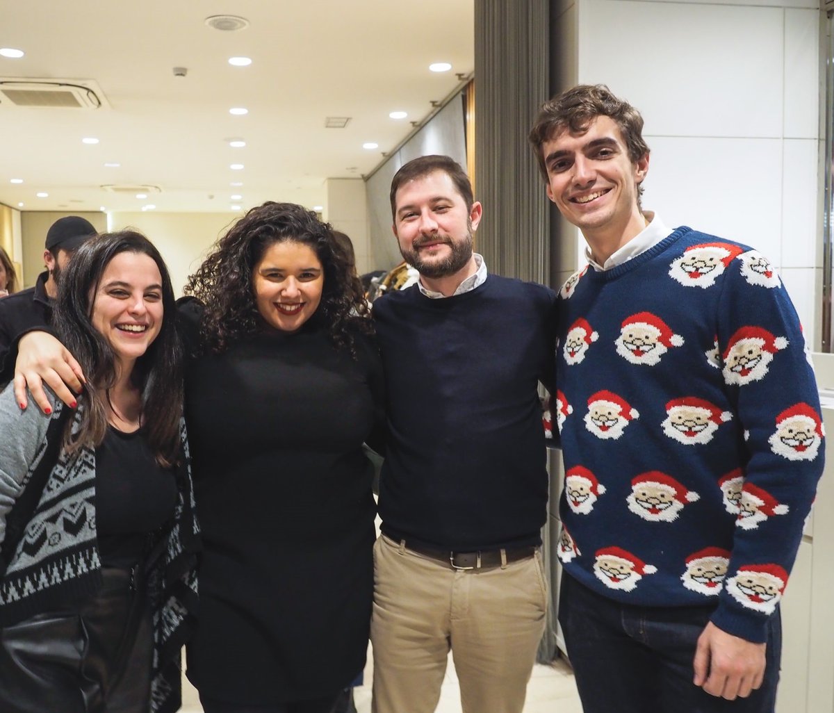 Estigg's tweet image. Feliz Navidad, Eguberri on, Merry Christmas, Buon Natale 🎄🎅🔋😀