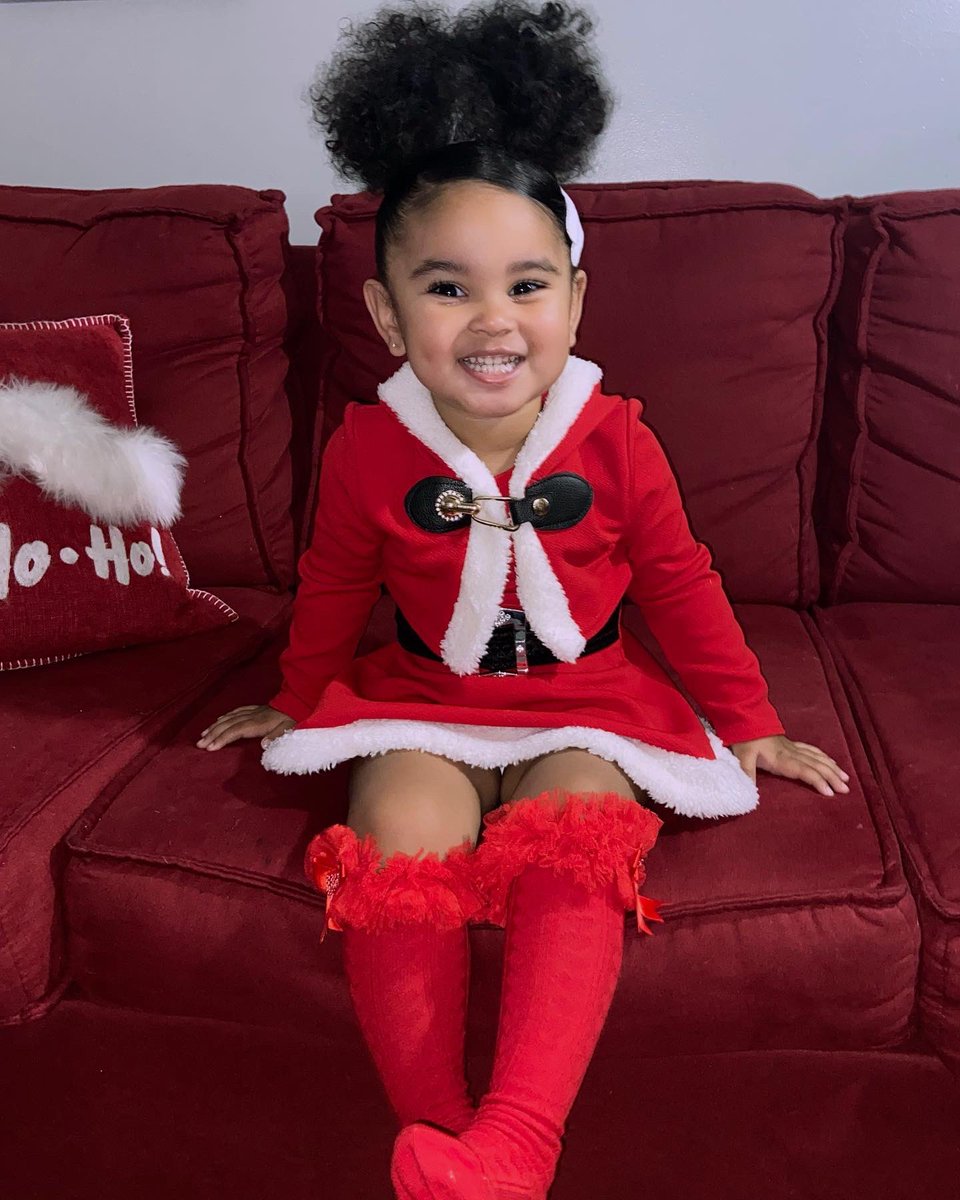 rioworld_'s tweet photo. Christmas 2022 ♥️✨ My big girl 🥲 https://t.co/zBnKIHwymi