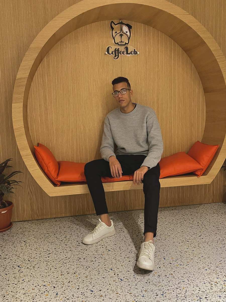 seifeddine200's tweet photo. 🤍🤍⚡️ https://t.co/6mk9eE7Yxi