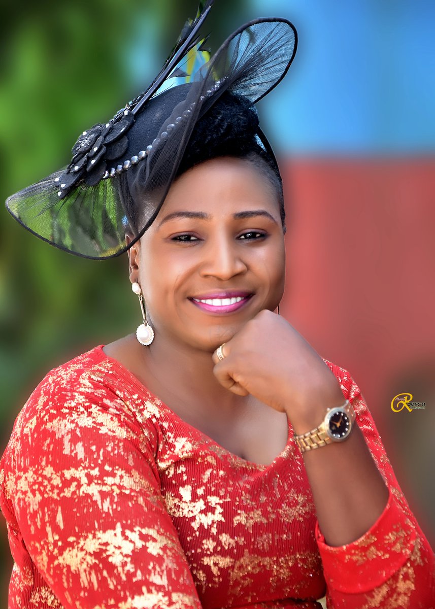 MERRY CHRISTMAS AND PROSPEROUS NEW YEAR IN ADVANCE!!! THIS SEASON SHALL DELIVER INTO YOUR HANDS ALL YOUR HEART DESIRES IN JESUS NAME AMEN 🙏🙏