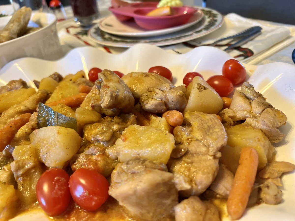 pinkbiticon14's tweet photo. I got to cook caldereta for Christmas ❤️🎄 I love Christmas! Merry Christmas! https://t.co/ft5Xze2Zl6