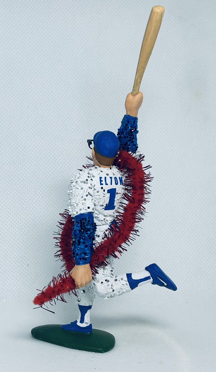 MikeBostic72's tweet photo. Custom @eltonofficial Dodger Stadium 1975. #ClonyCustoms https://t.co/Ob4BRH6qnp