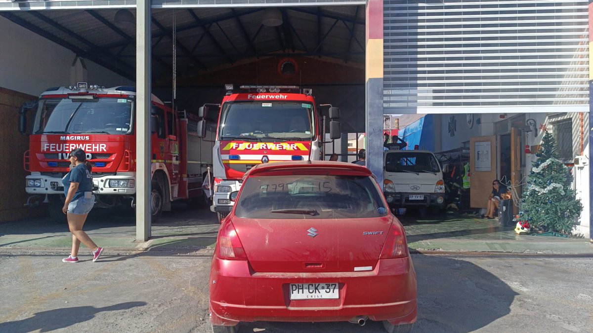 Cuerpo de Bomberos de Iquique tweet media