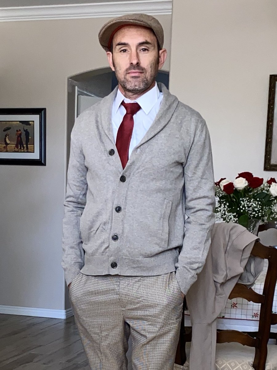 EsotericGlad7's tweet photo. 🎁Merry Christmas from the best dressed in the west🎄 https://t.co/vIfaxtZzc4