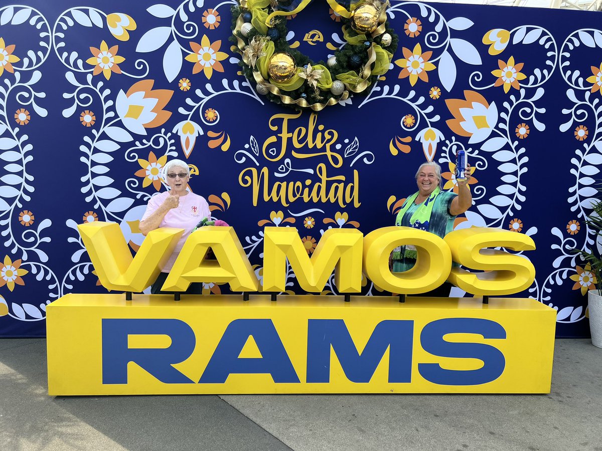 bkruse63's tweet photo. Game day!!  Merry Christmas!!  #RamsHouse https://t.co/qFNQWYFYeX