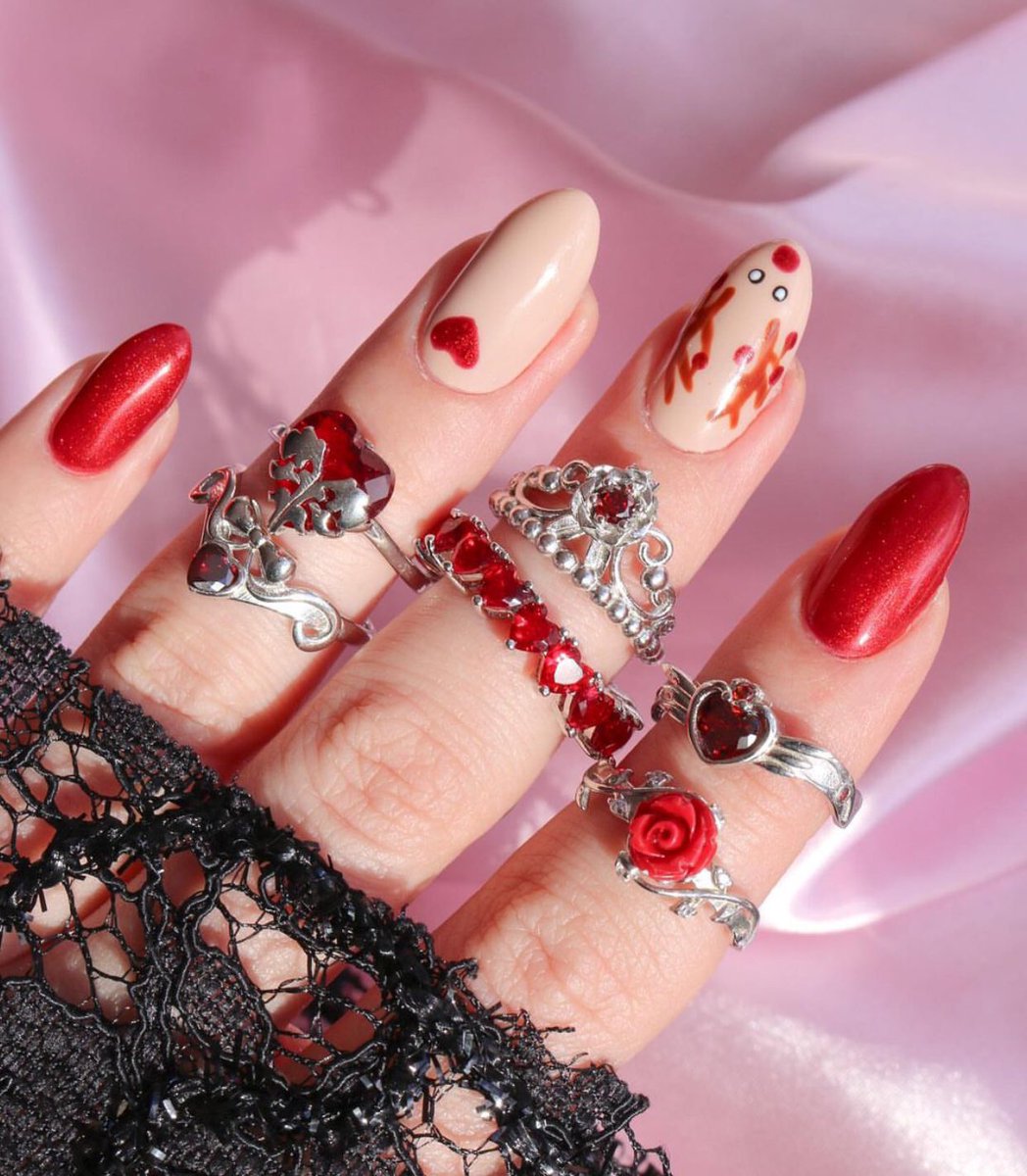 Reorahco's tweet image. Reorah Rings 🌹❤️ choose your favorite 😍🥰 #crownring #heartring #princessring #disneyprincess #barbiering #eraklyonring 🥰